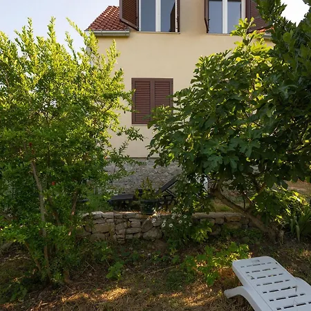 Cozy In With Wifi Apartman Zlarin